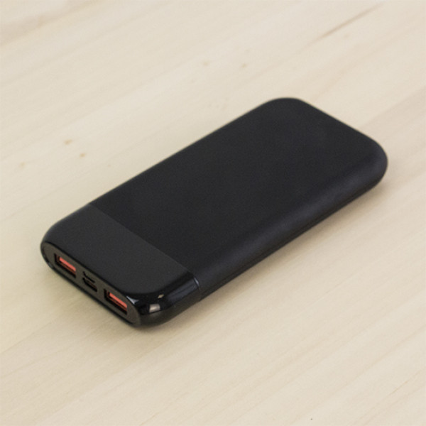 Зарядний пристрій TURKS 10 000 mAh